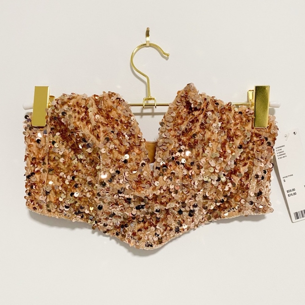 NWT Urban Outfitters Gold Sequin Sleeveless Crop Top - Picture 12 of 16